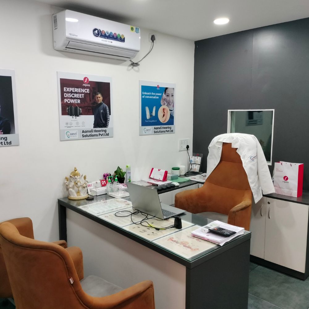 CUNNINGHAM - No 19/8, Kareem Towers, Next to Specsmakers, Cunningham Rd, Vasanth Nagar, Bengaluru, Karnataka - 560052