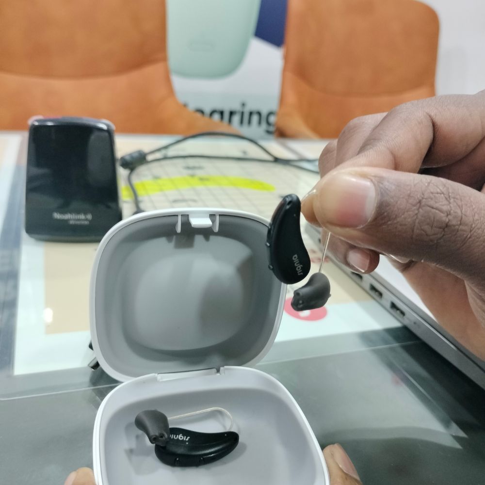 CUNNINGHAM - No 19/8, Kareem Towers, Next to Specsmakers, Cunningham Rd, Vasanth Nagar, Bengaluru, Karnataka - 560052