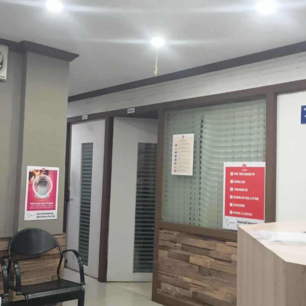 VENNALA - Shop no 33/1914/13, 2nd Floor, Tihama Centre, NH Bypass Road, Near EMC Hospital, Opposite to Max Showroom, Vennala, Kochi, Kerala - 682028